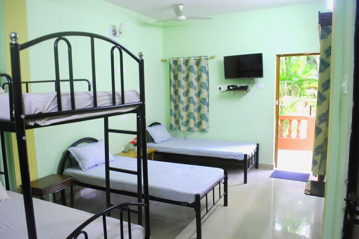 Room 20 of 35