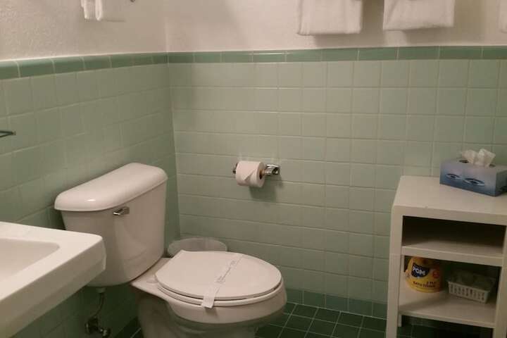 Room 27 of 55