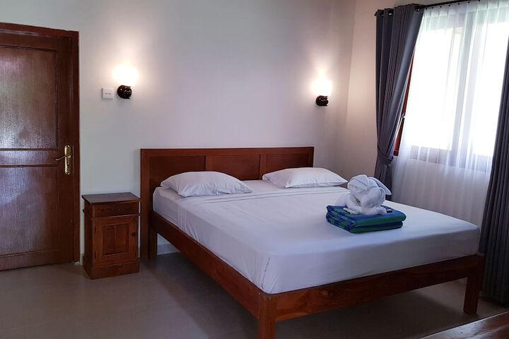 Room 13 of 110