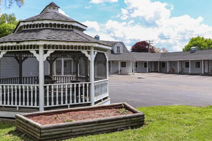 Photo of Seneca Clipper Inn