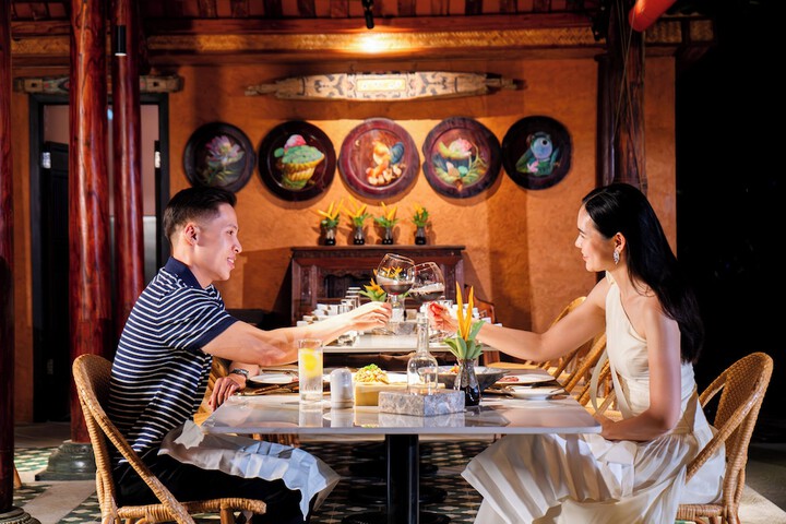 Dining 150 of 209