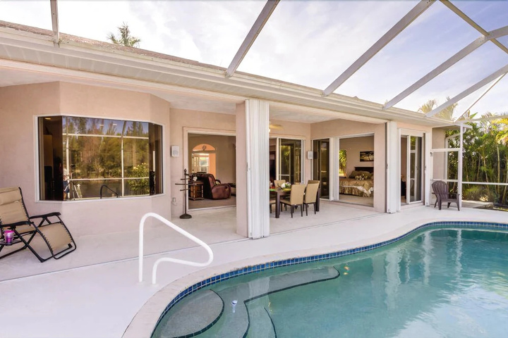 Pool 13 of 23