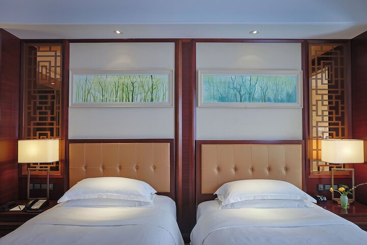 Room 14 of 43