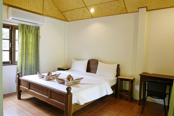 Room 14 of 40