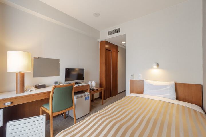 Room 14 of 45
