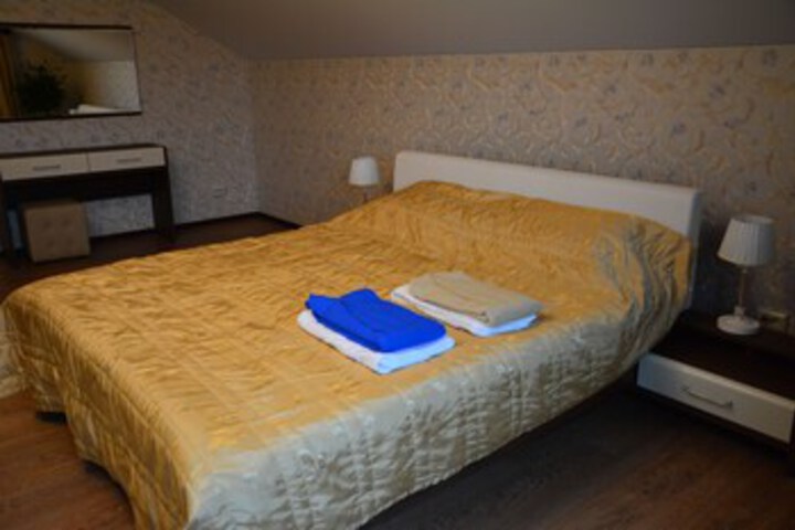 Room 11 of 47