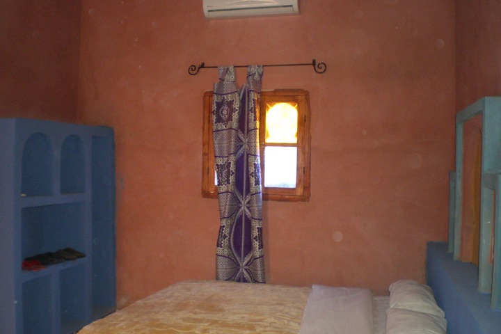 Room 10 of 62