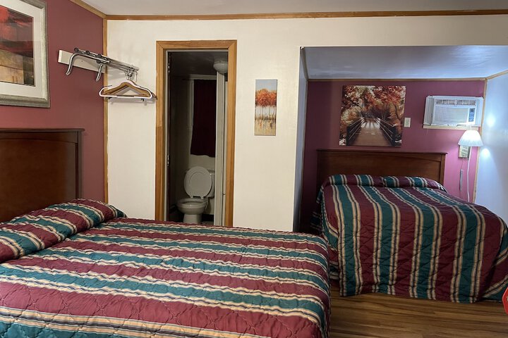Room 11 of 36