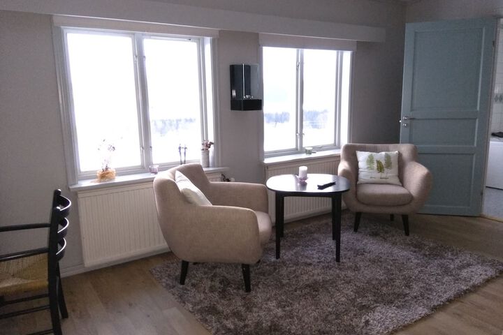 Room 11 of 36