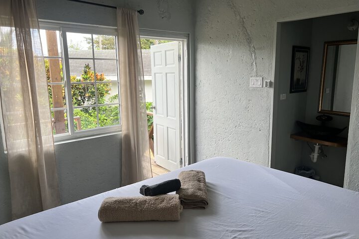 Room 26 of 105