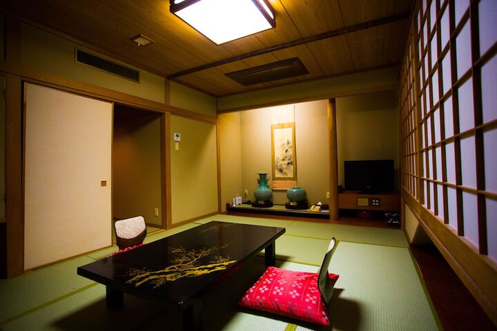 Room 12 of 55