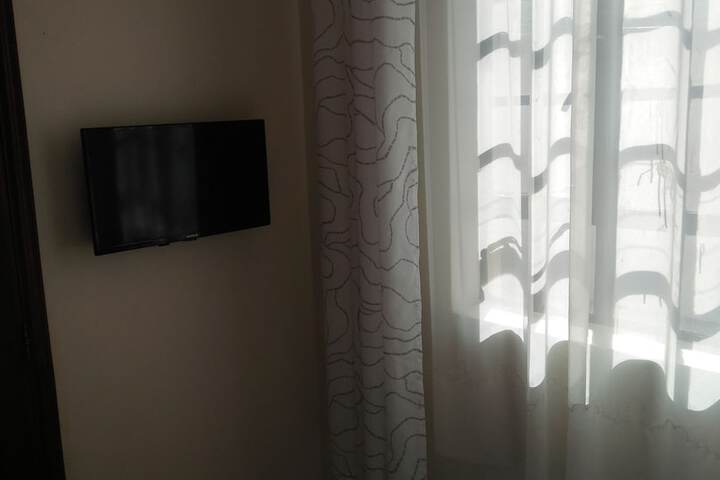 Room 5 of 23