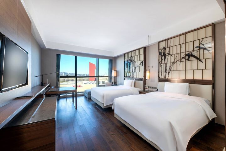 Room 34 of 118