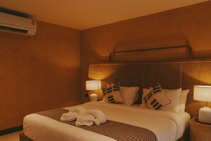 Room 25 of 68
