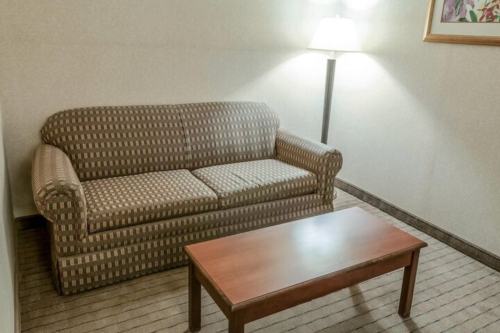 Room 18 of 23