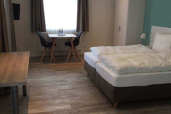 Room 21 of 47