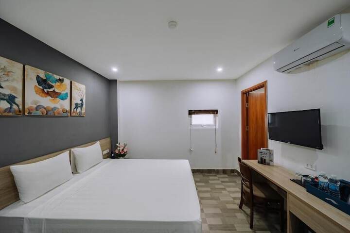Room 7 of 26