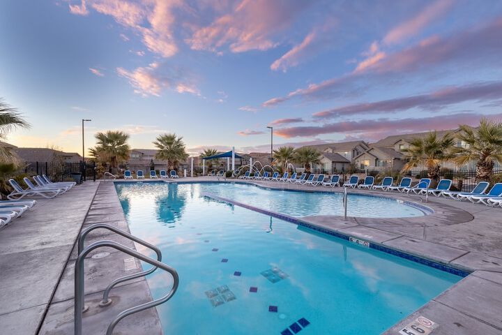 Pool 44 of 64
