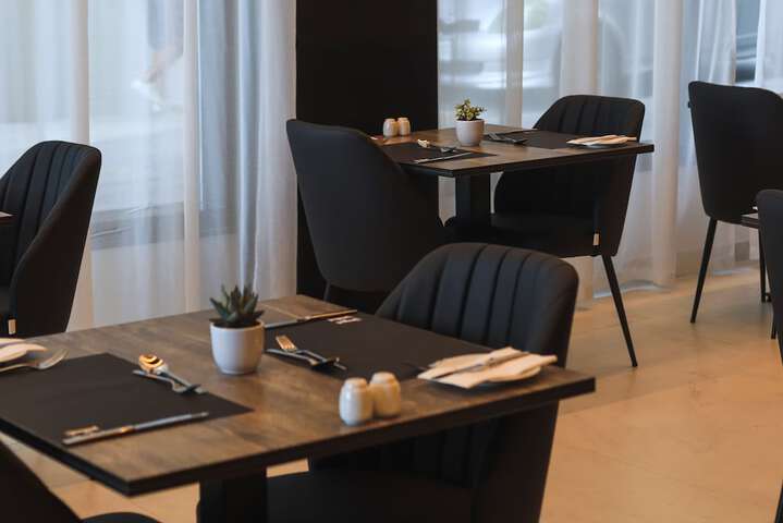 Dining 93 of 127