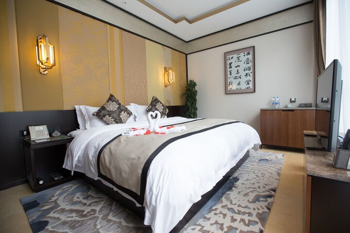 Room 4 of 59