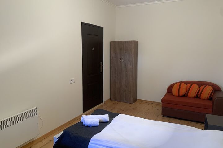 Room 22 of 36