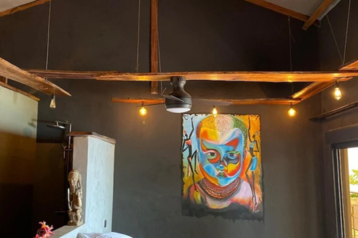 Room 5 of 19