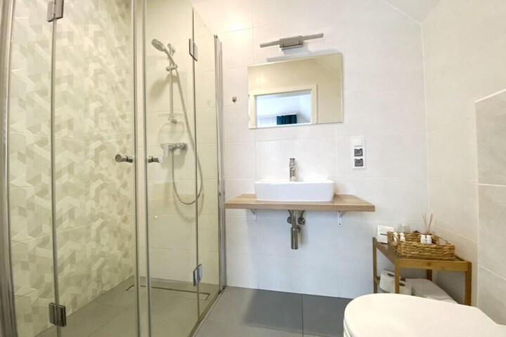 Room 30 of 51