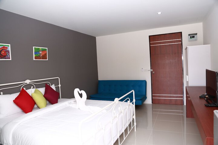 Room 18 of 94