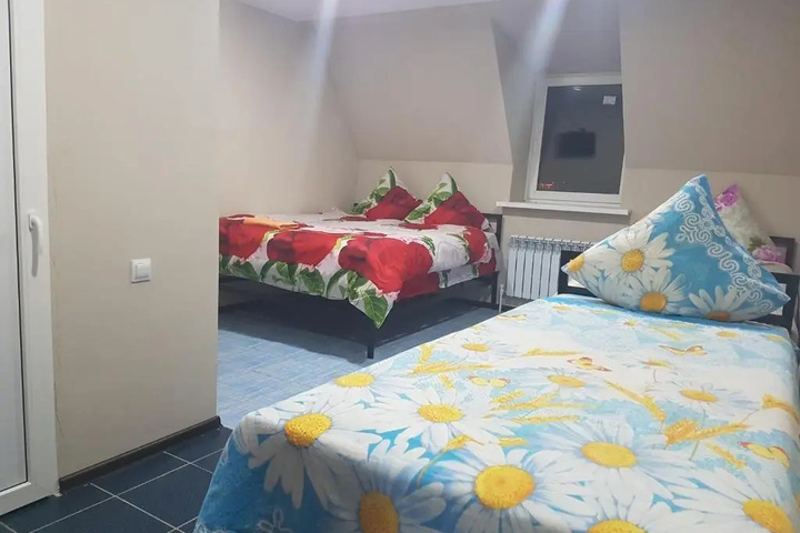 Room 3 of 11