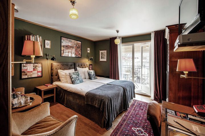 Room 17 of 59