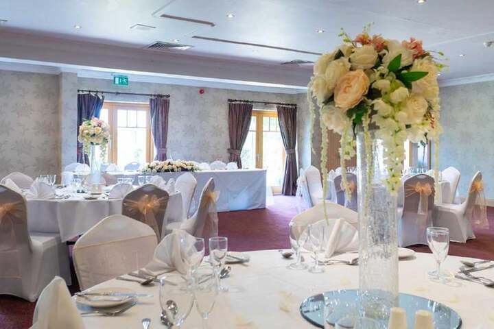 Ballroom/Hall 43 of 61