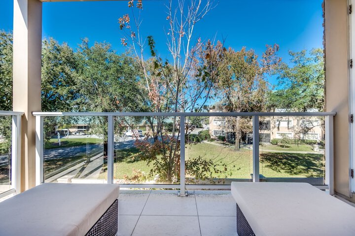 Terrace/Patio 33 of 52