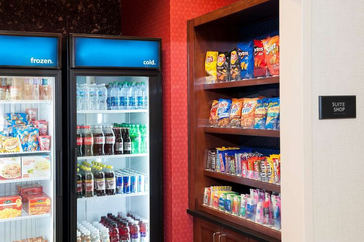 Snack bar