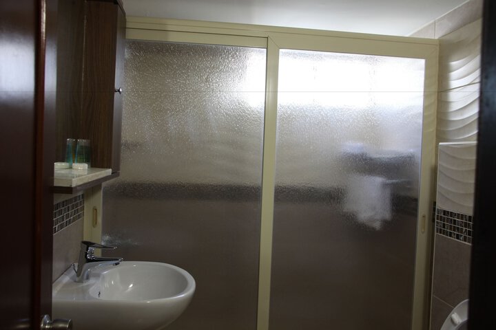 Room 75 of 119