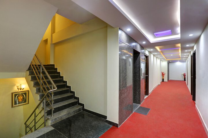 Room 21 of 33