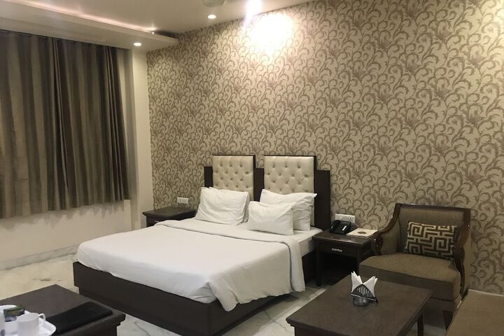 Room 75 of 288
