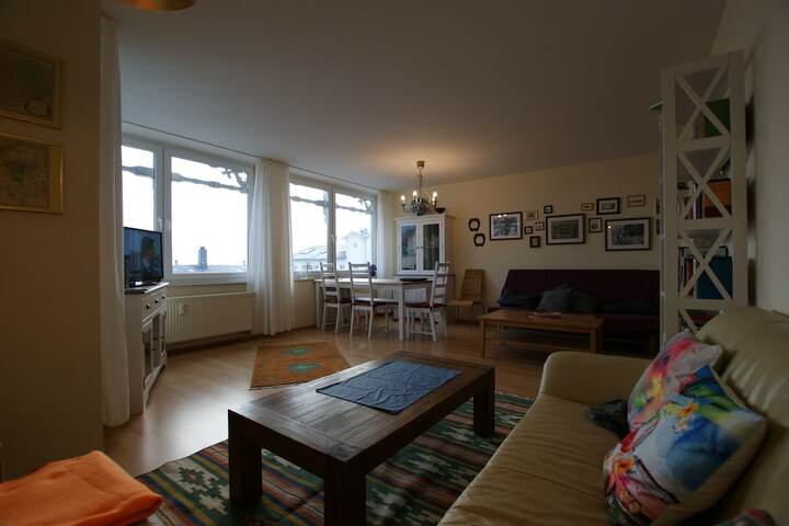 Room 17 of 24