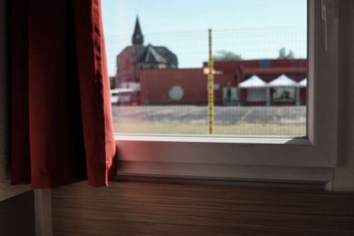 Room 6 of 48