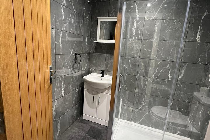 Room 9 of 46