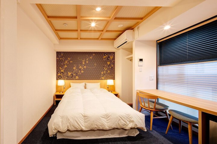 Room 19 of 66