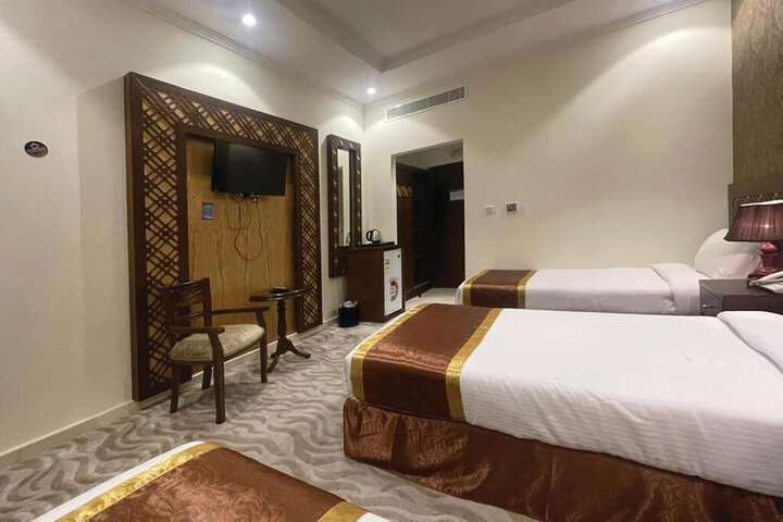 Room 7 of 15