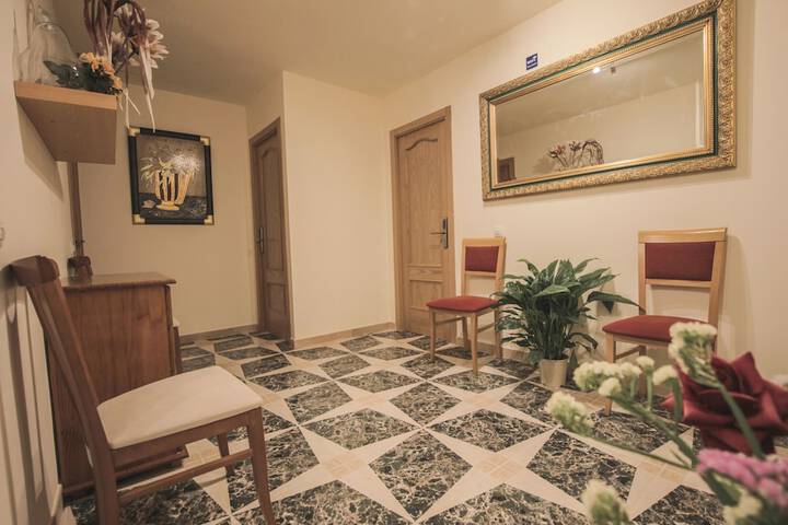 Hotel Interior 4 of 43