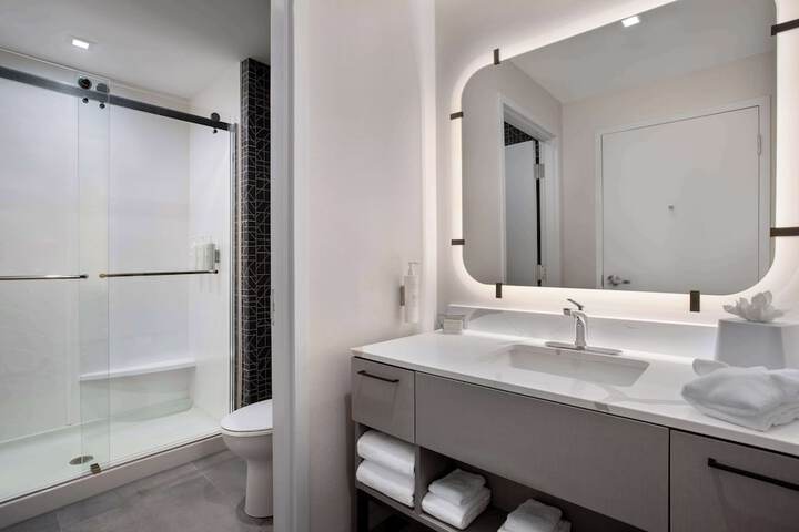 Bathroom shower
