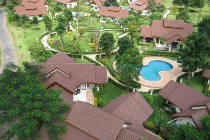 Property Grounds 19 of 21