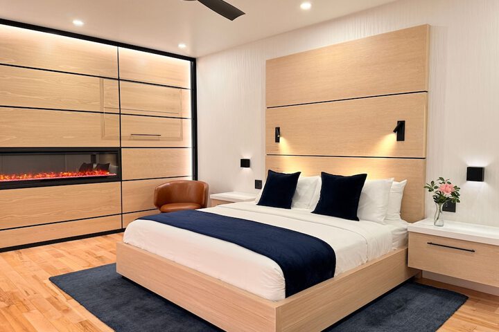 Room 104 of 206