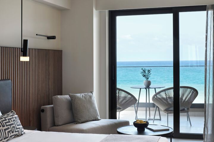 RoccaMare Heraklion - Handwritten Collection