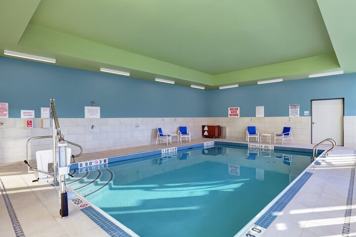 Pools & Facilities