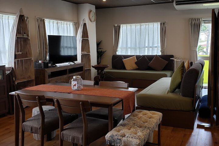 Room 9 of 22