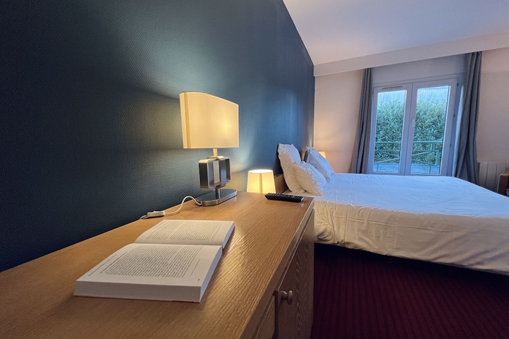 Room 5 of 30