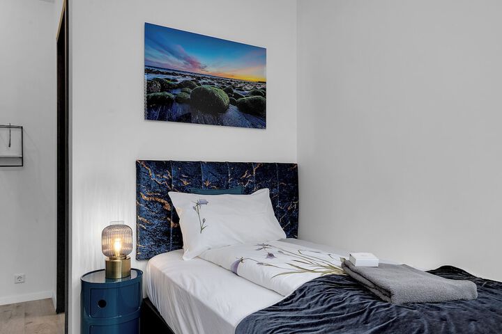 Room 69 of 219